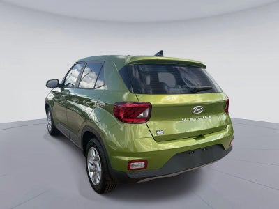 2022 Hyundai VENUE SE