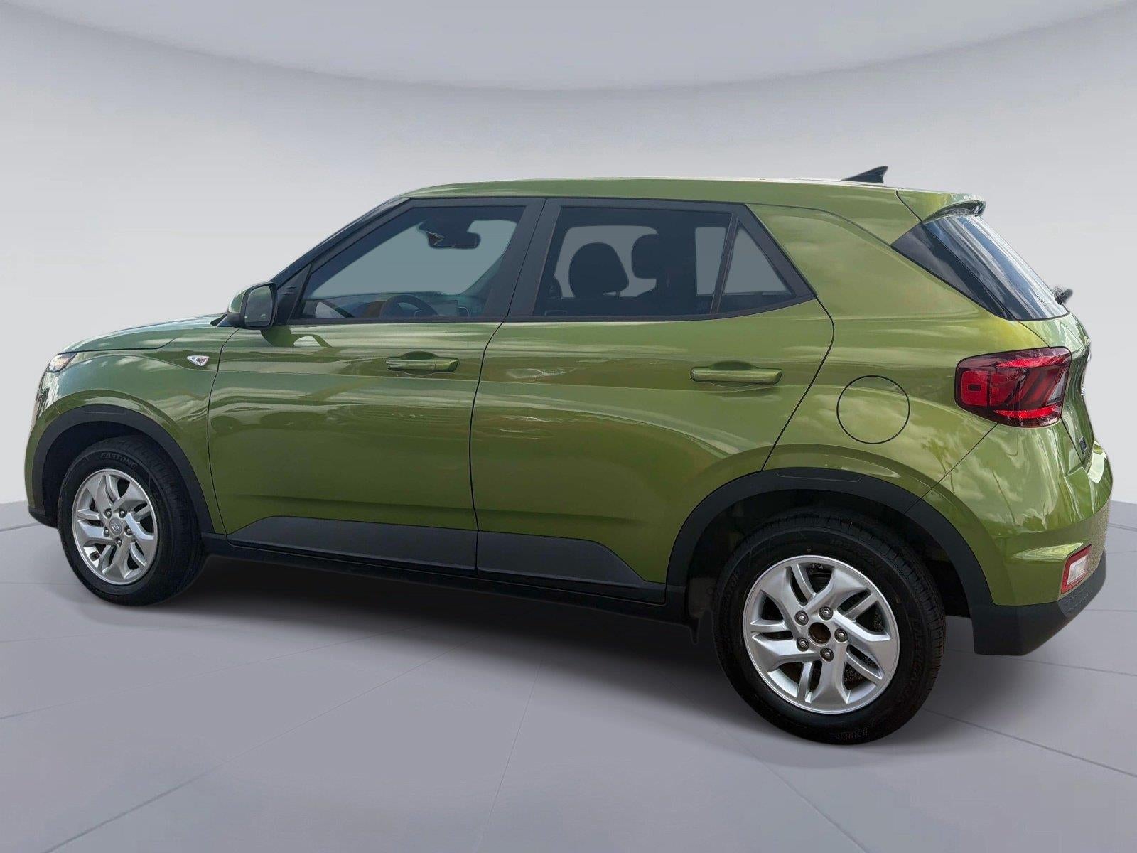 2022 Hyundai VENUE SE