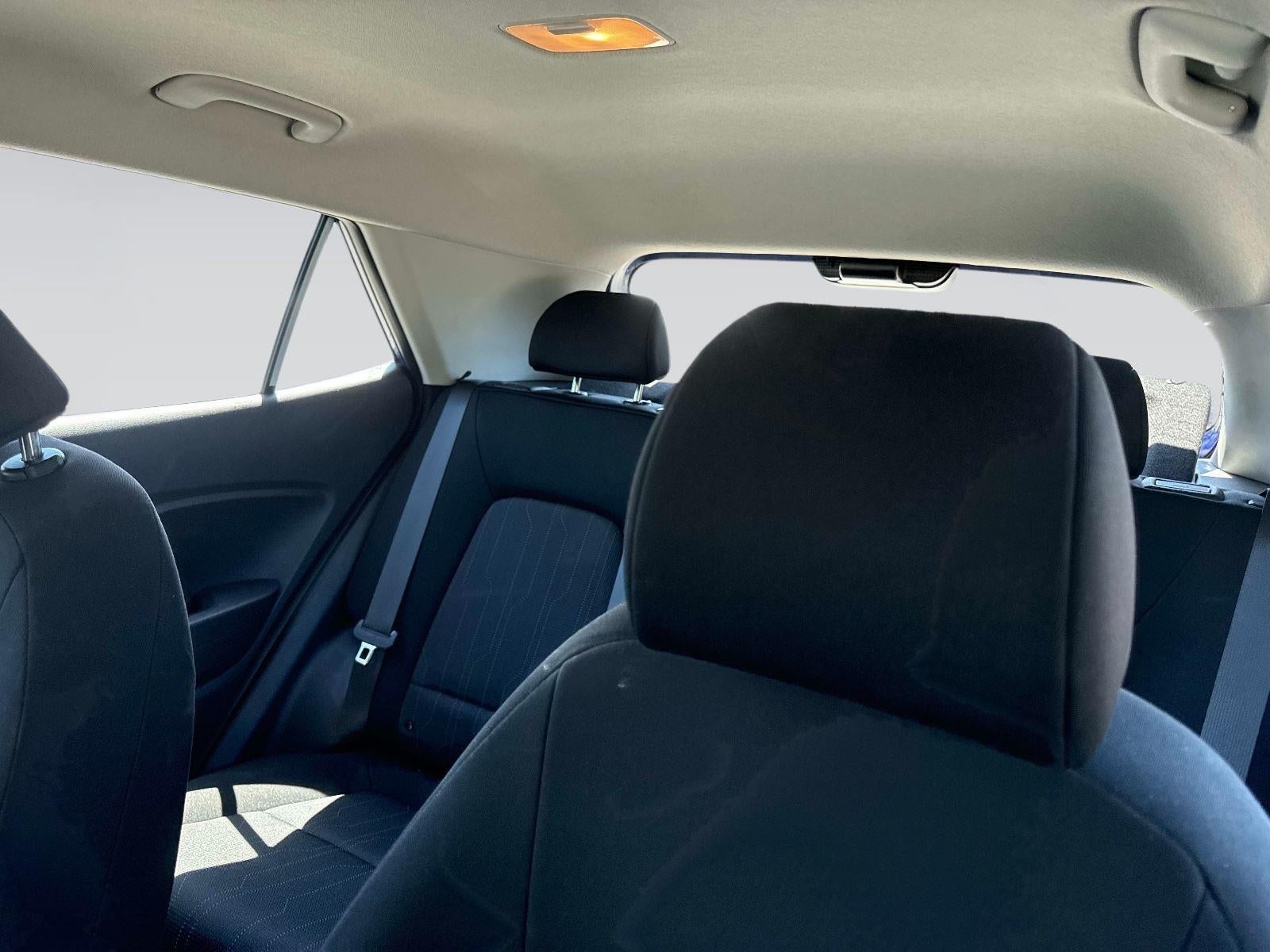 2025 Hyundai VENUE SE