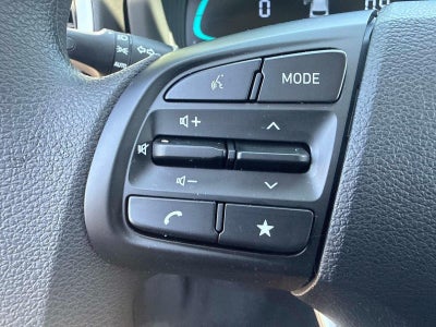 2025 Hyundai VENUE SE