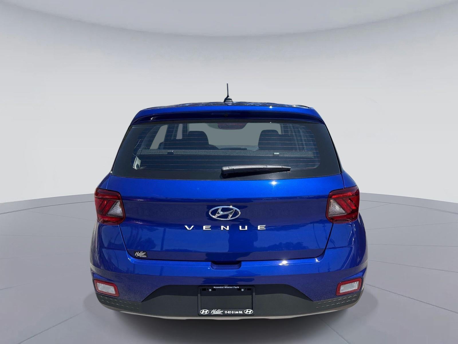 2025 Hyundai VENUE SE