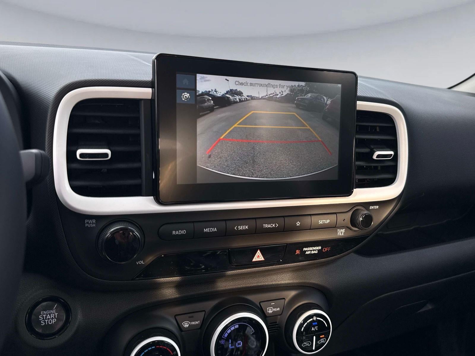 2026 Hyundai VENUE SEL W/Two-Tone Roof