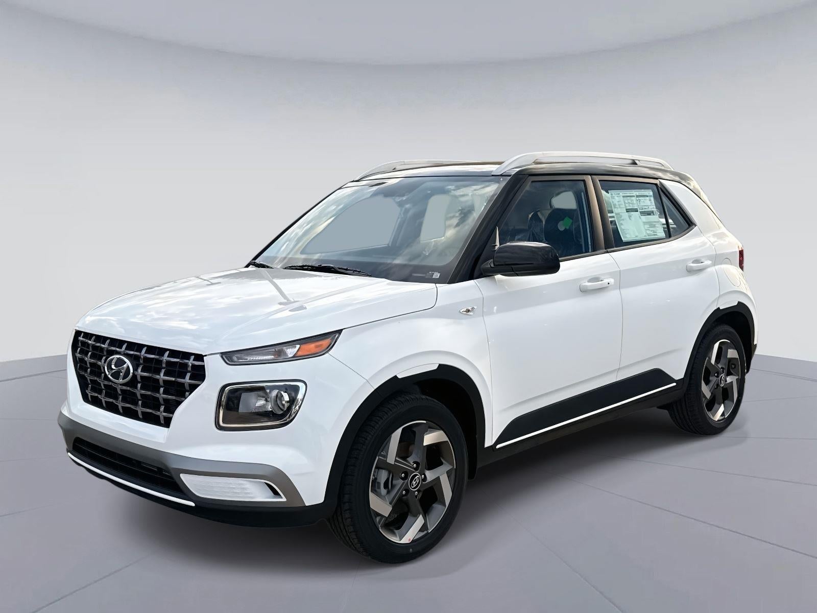2026 Hyundai VENUE SEL W/Two-Tone Roof