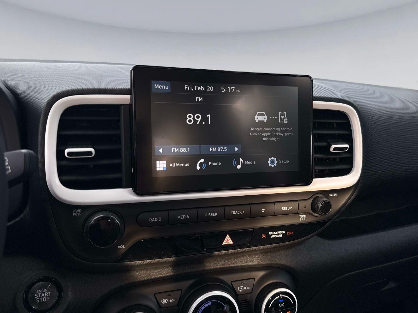 2026 Hyundai VENUE SEL W/Two-Tone Roof