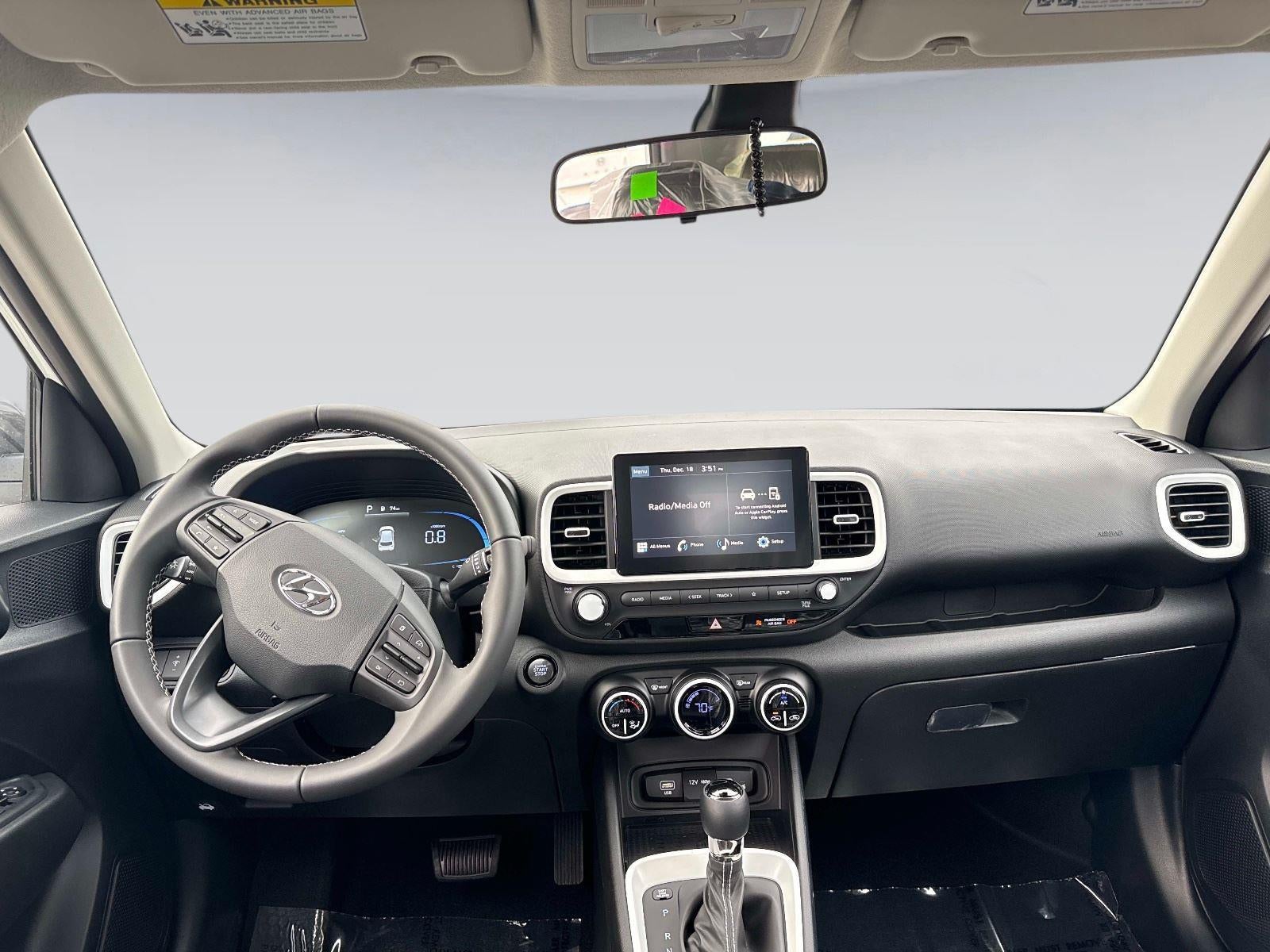 2026 Hyundai VENUE SEL W/Two-Tone Roof