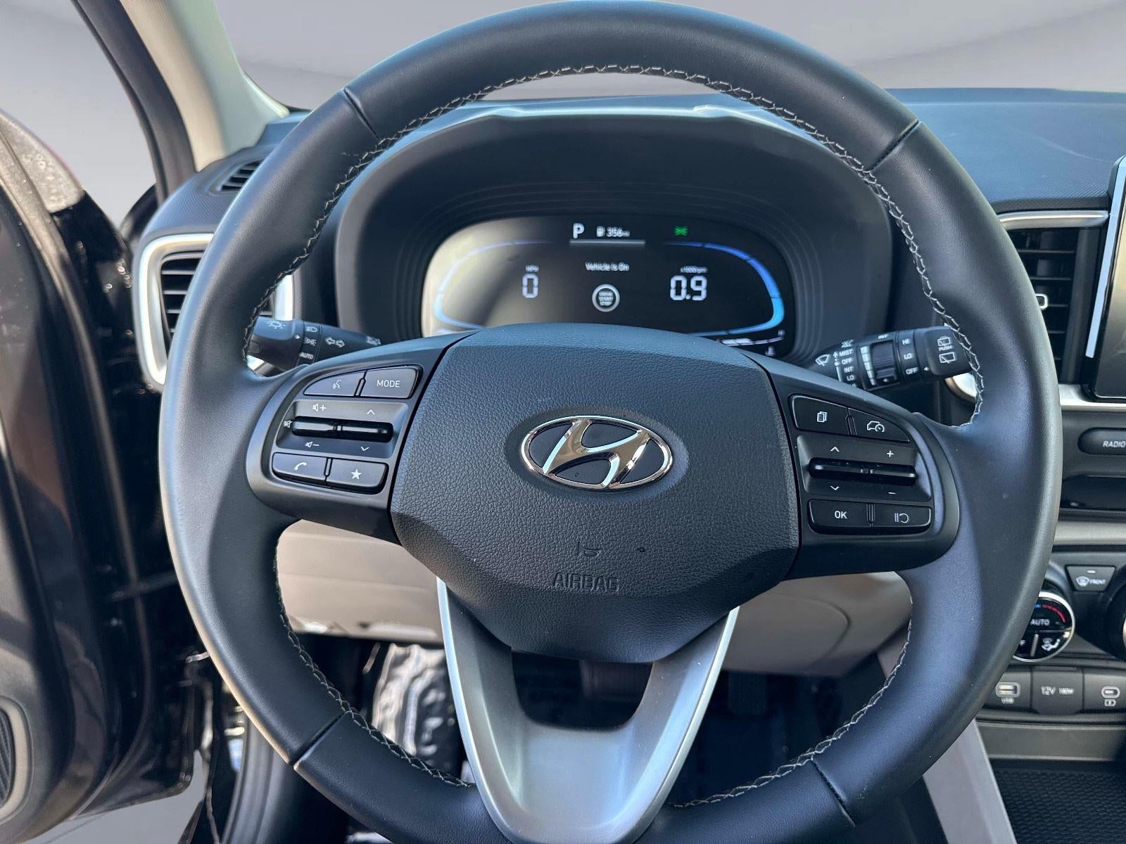 2025 Hyundai VENUE SEL