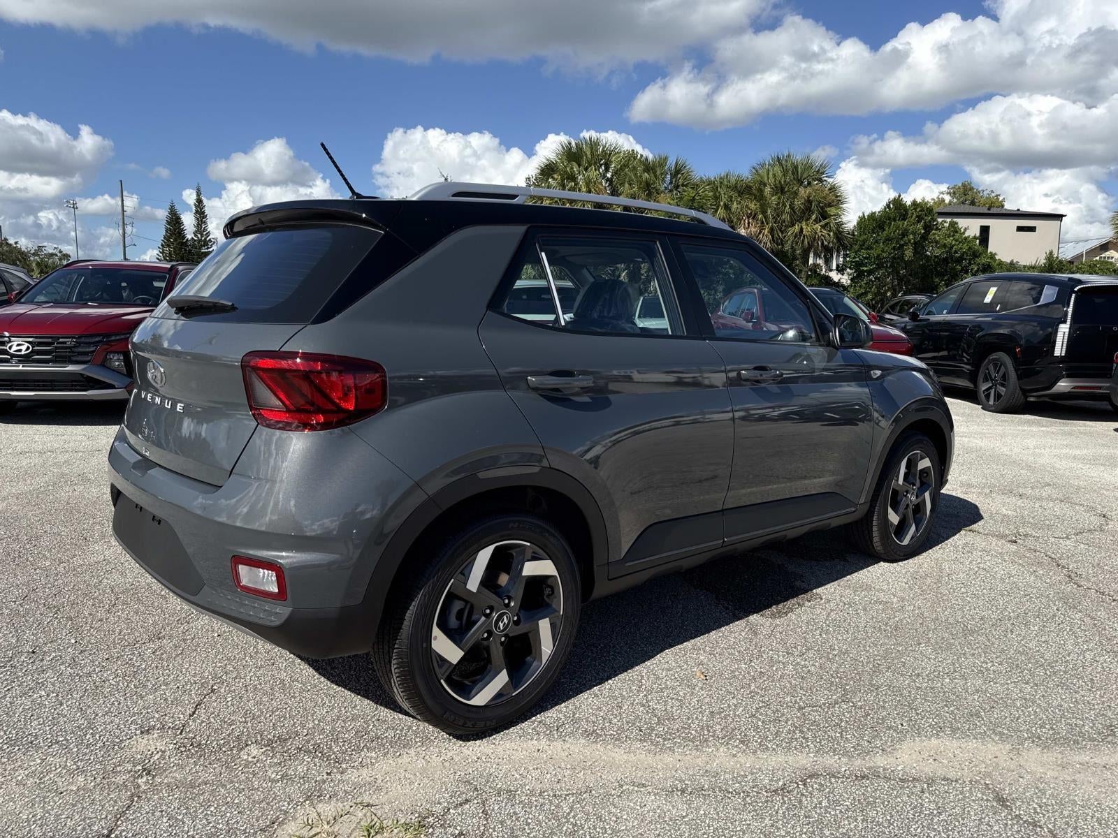 2026 Hyundai VENUE SEL