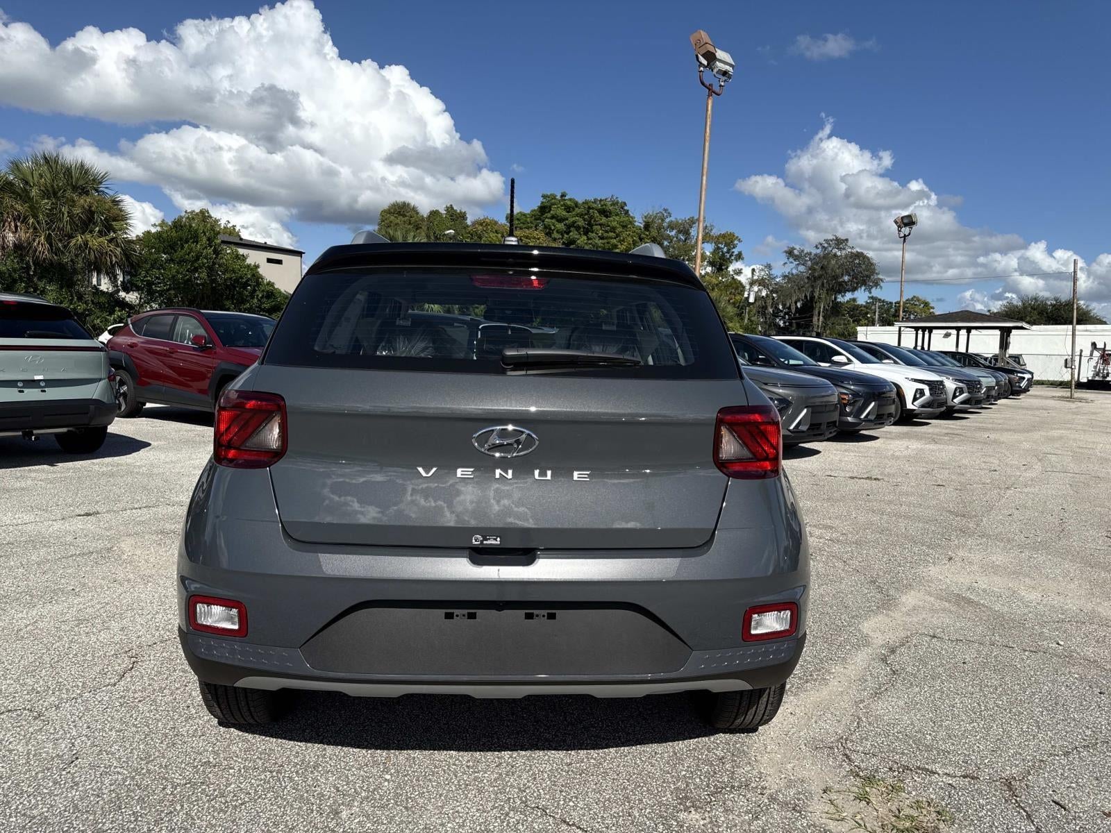 2026 Hyundai VENUE SEL