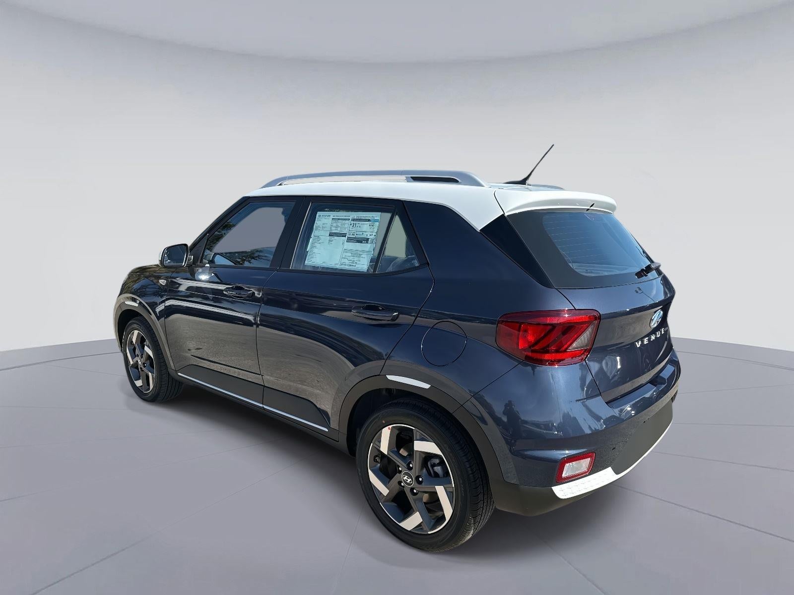 2026 Hyundai VENUE SEL W/Two-Tone Roof
