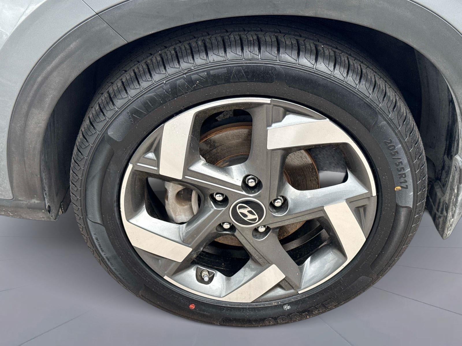 2023 Hyundai VENUE SEL