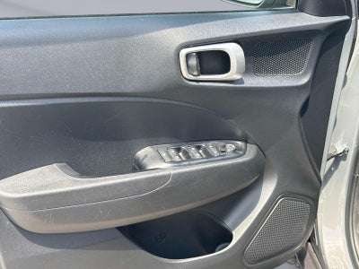 2022 Hyundai VENUE SEL