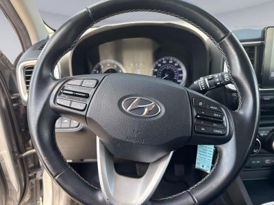 2022 Hyundai VENUE SEL