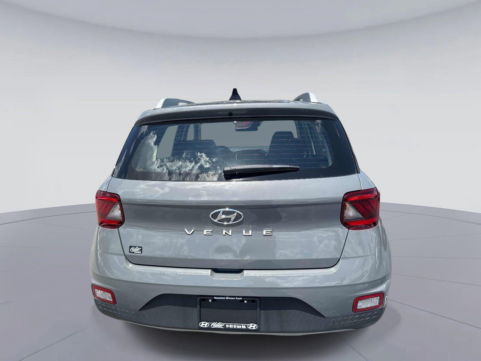 2022 Hyundai VENUE SEL
