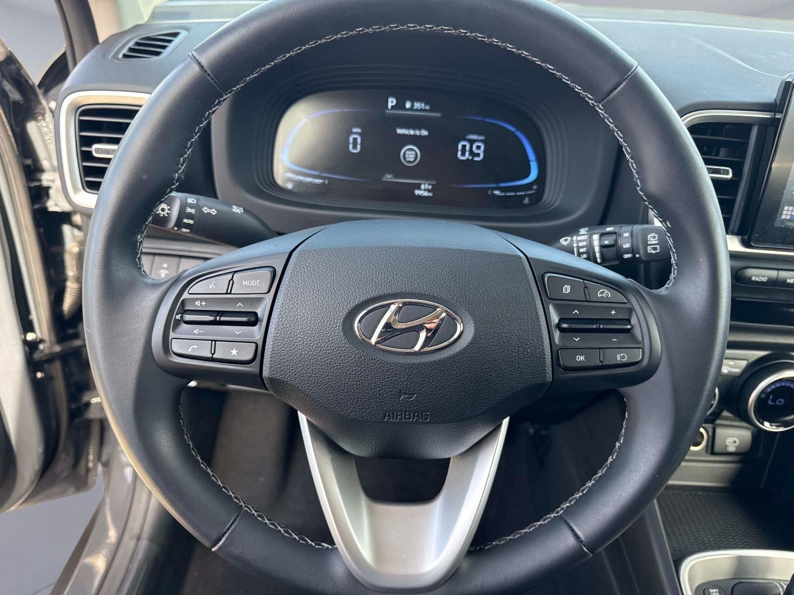 2025 Hyundai VENUE SEL