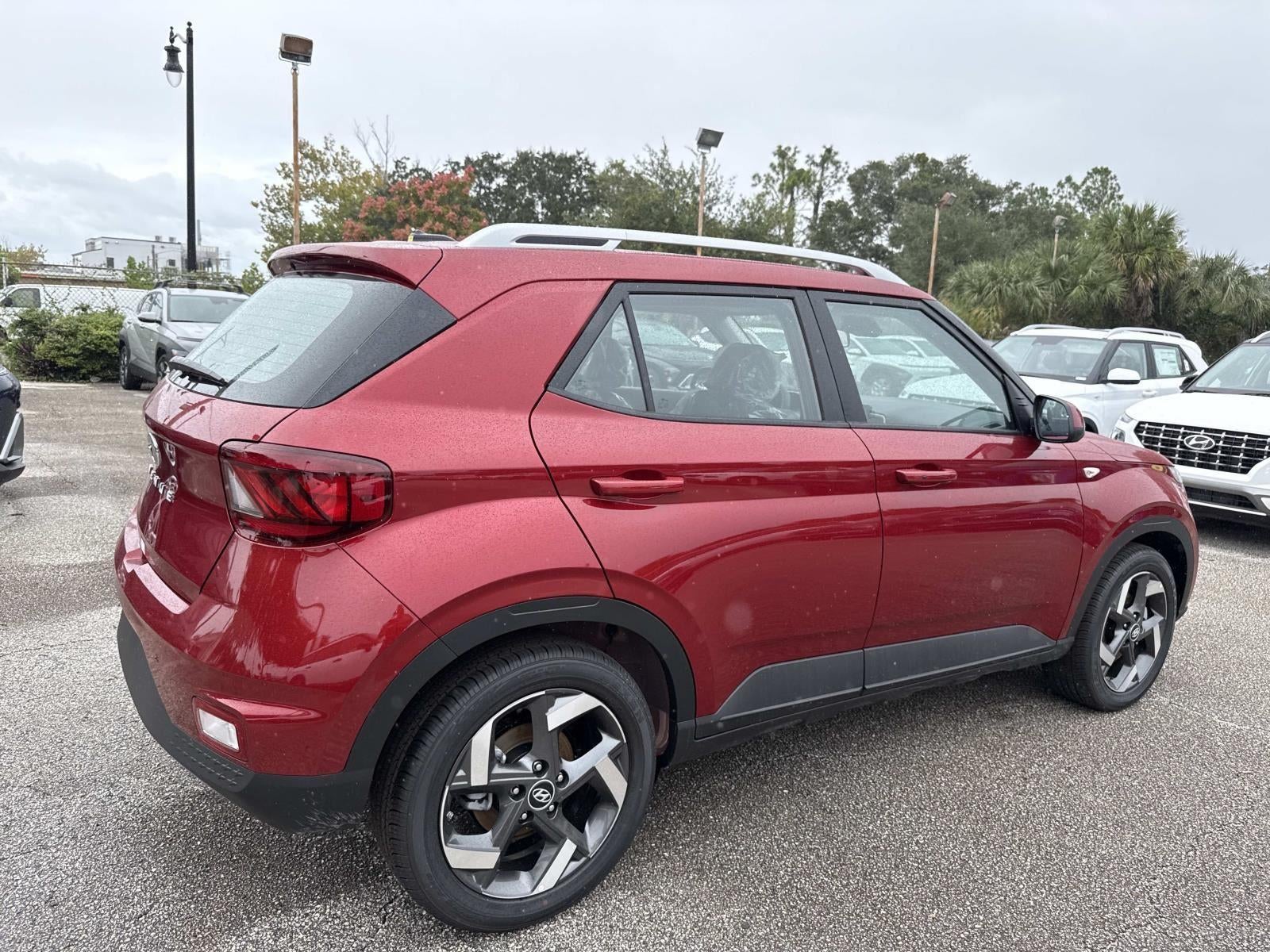 2025 Hyundai VENUE Limited