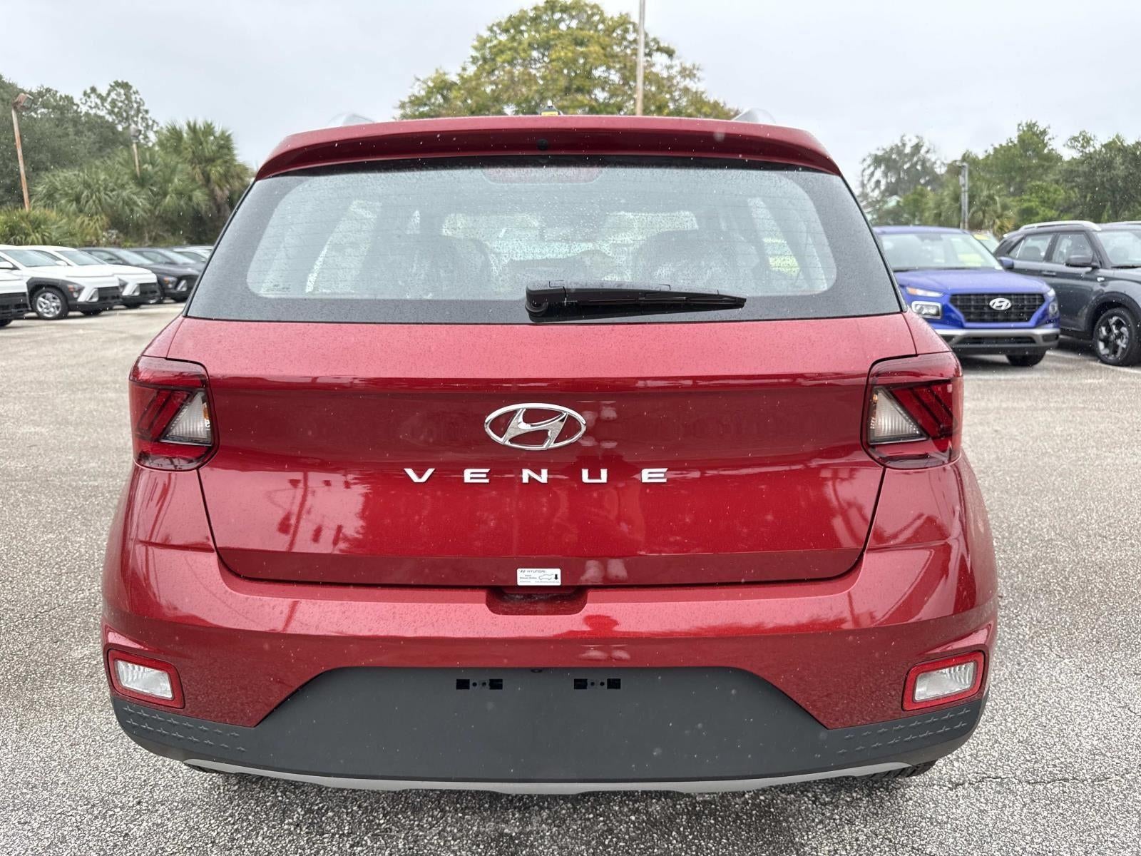 2025 Hyundai VENUE Limited