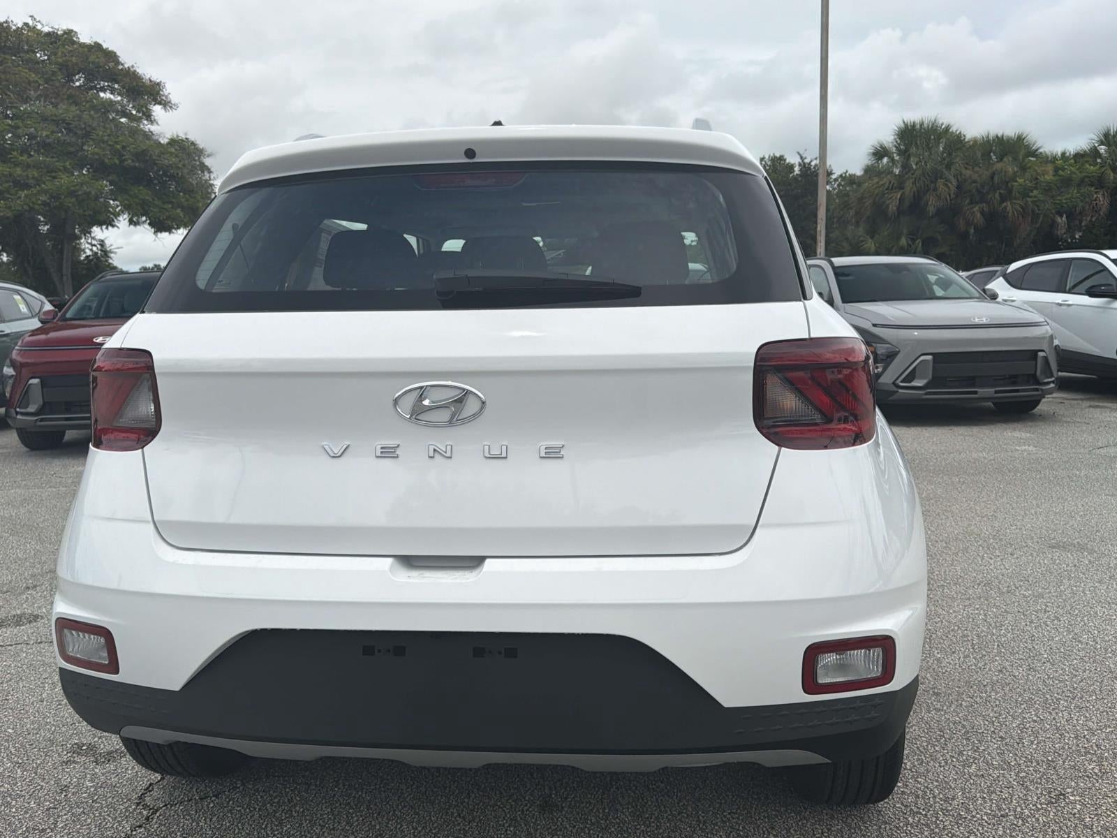2026 Hyundai VENUE SEL