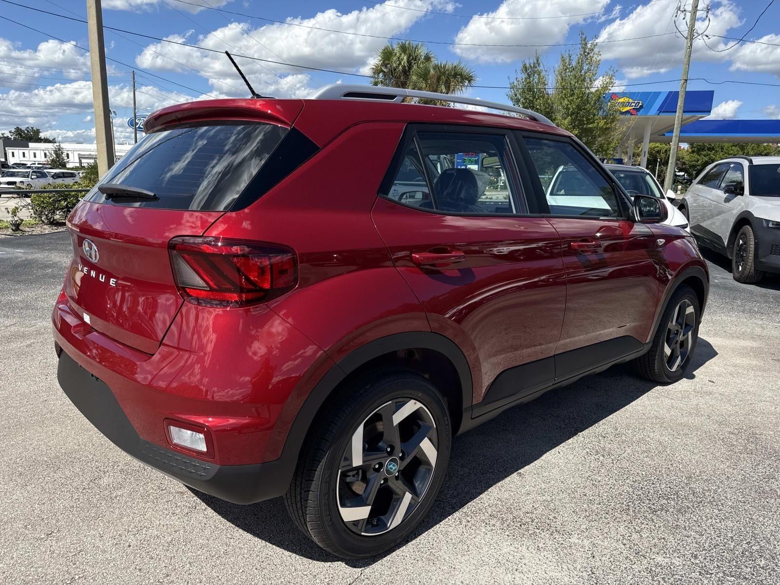 2026 Hyundai VENUE SEL