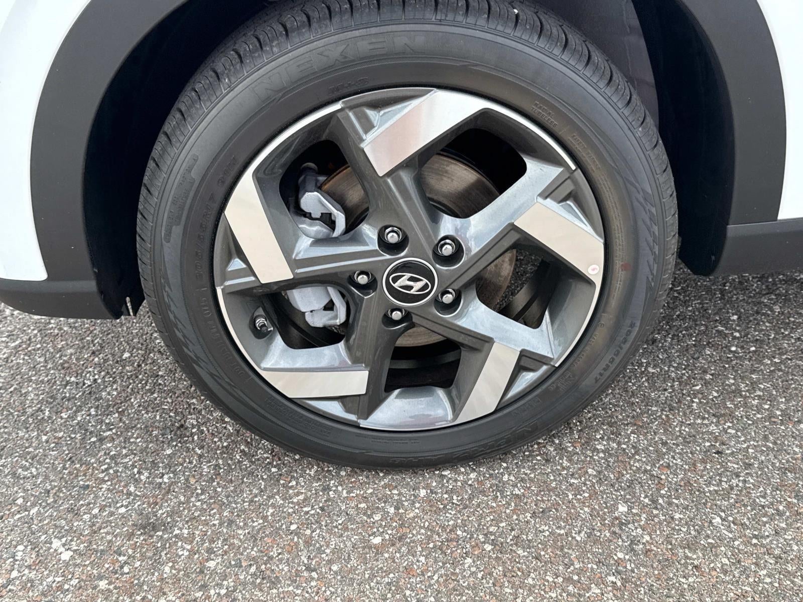 2025 Hyundai VENUE Limited