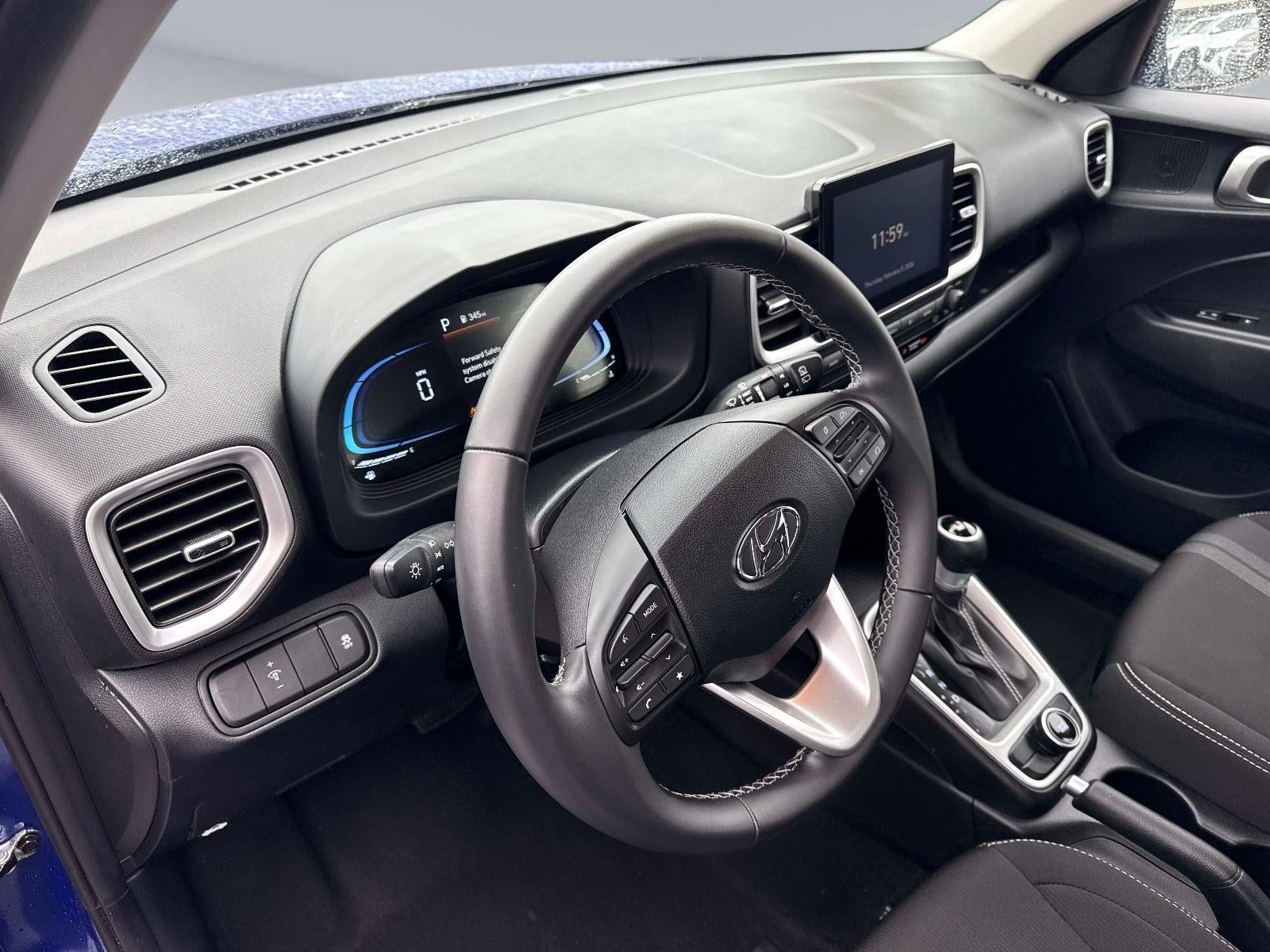 2025 Hyundai VENUE SEL