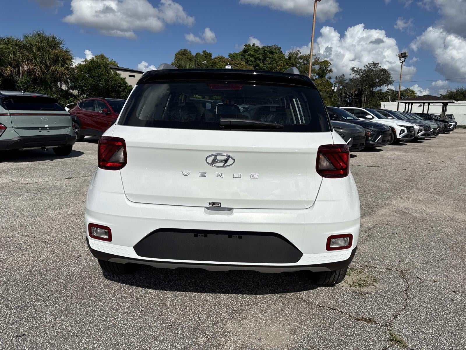 2026 Hyundai VENUE SEL