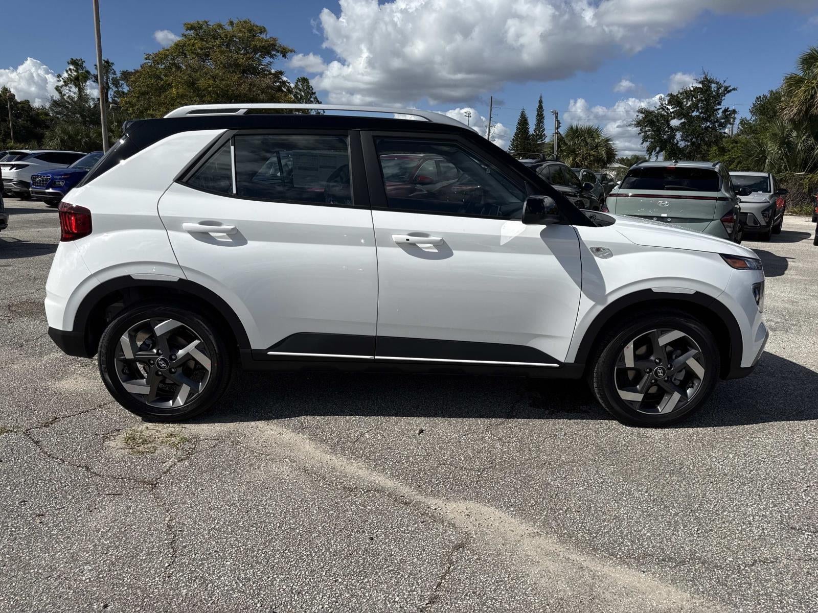 2026 Hyundai VENUE SEL