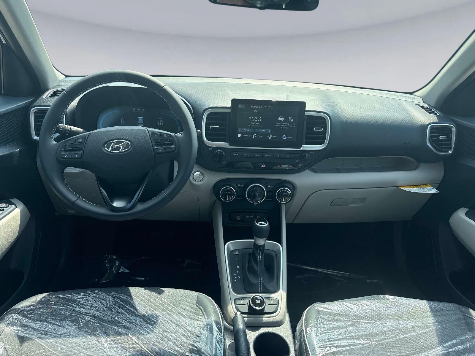 2026 Hyundai VENUE SEL W/Two-Tone Roof