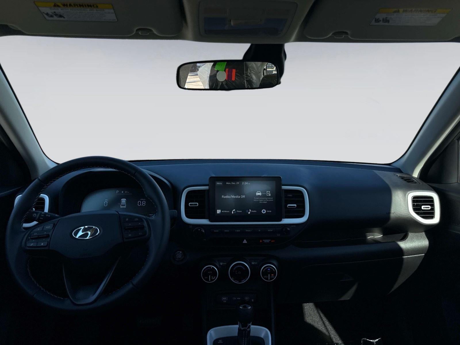 2026 Hyundai VENUE SEL W/Two-Tone Roof