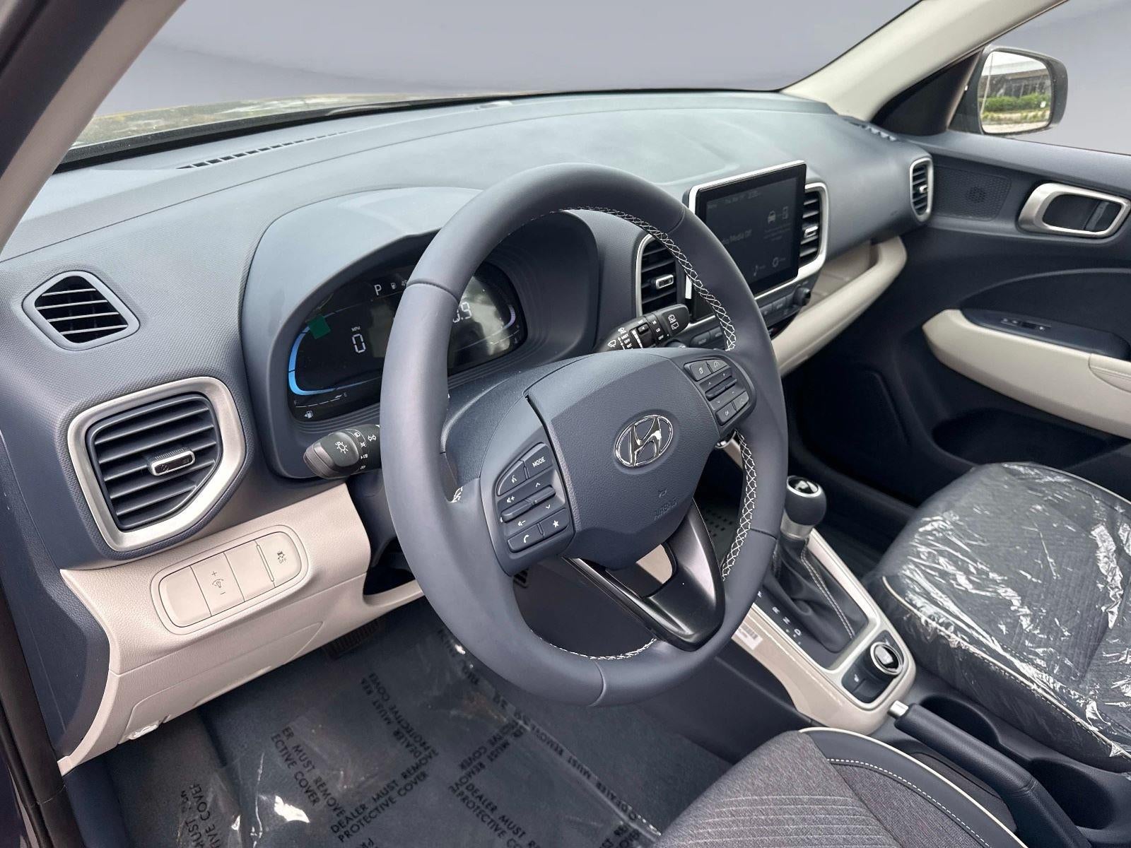 2026 Hyundai VENUE SEL W/Two-Tone Roof