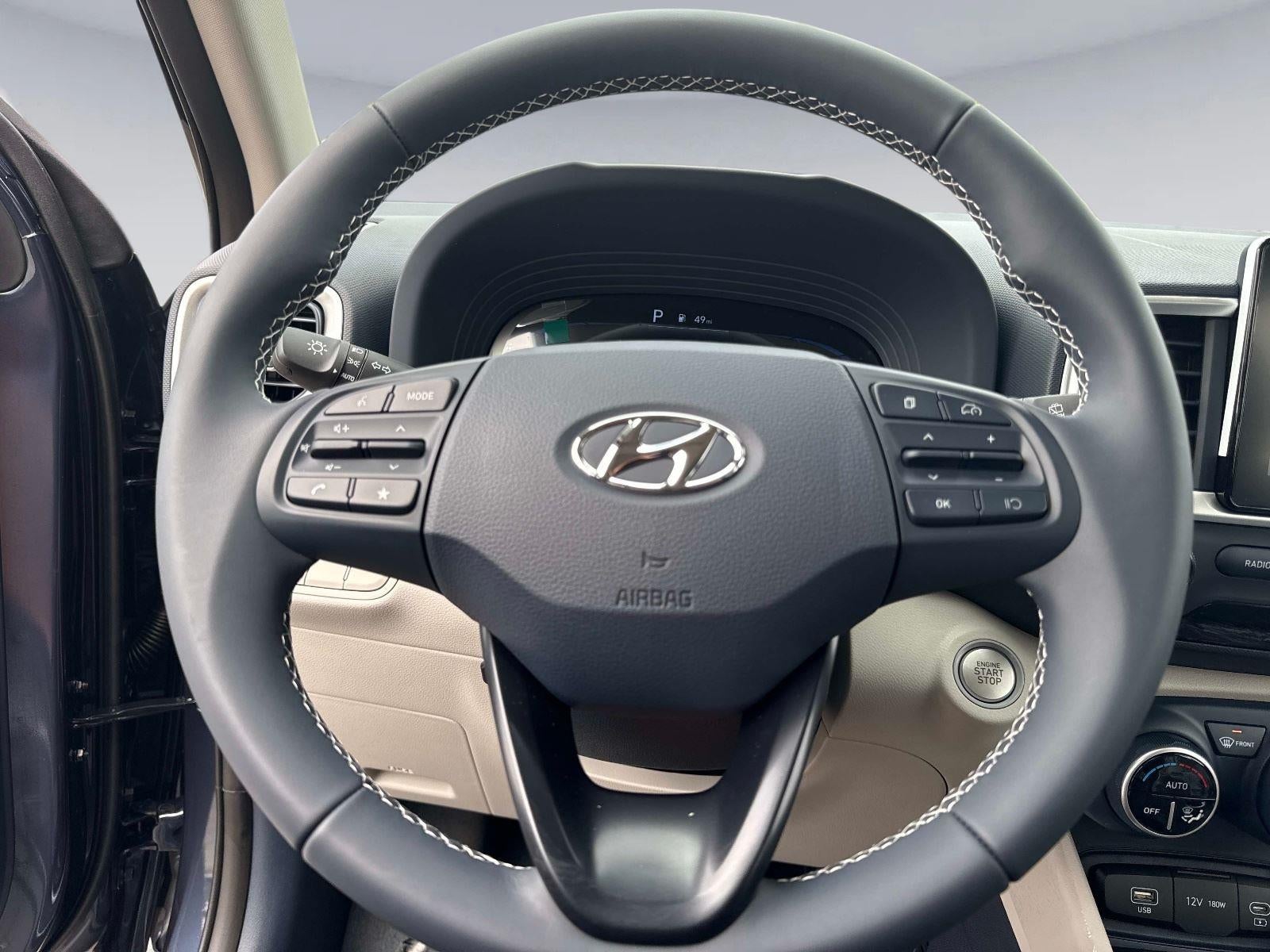 2026 Hyundai VENUE SEL W/Two-Tone Roof