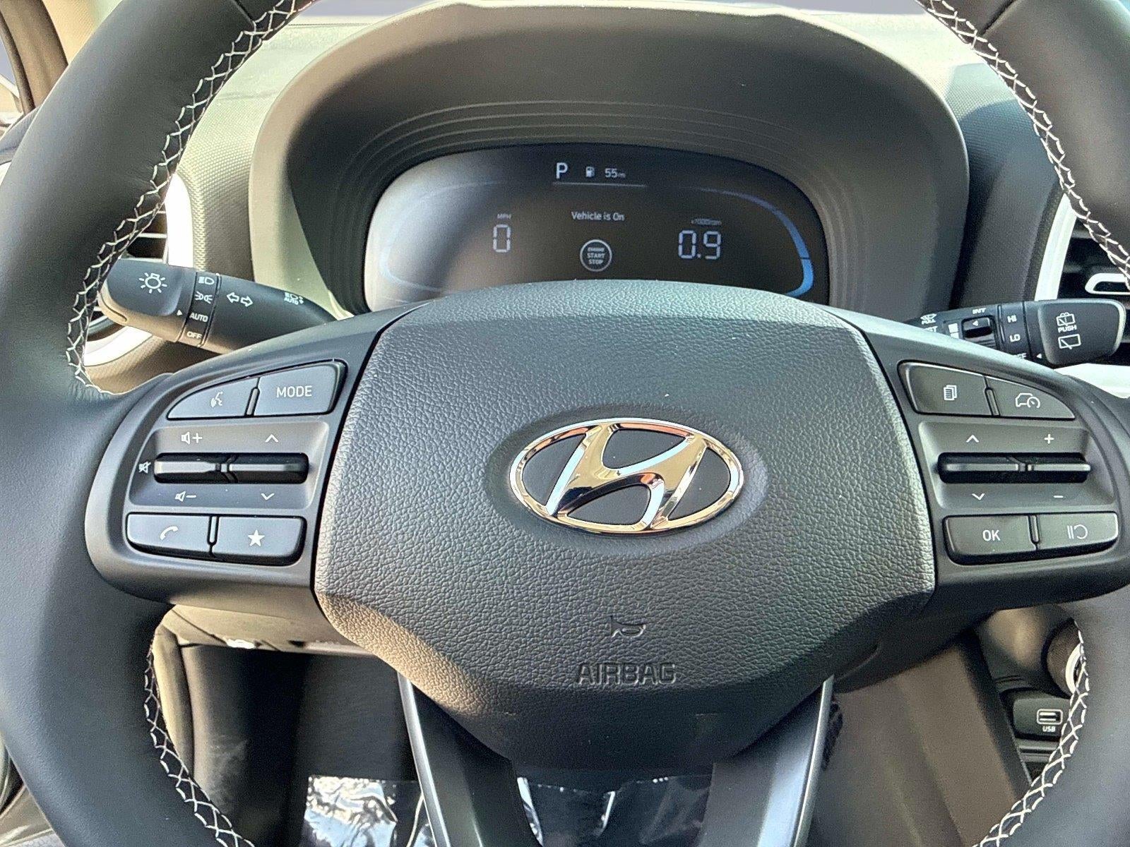 2026 Hyundai VENUE SEL W/Two-Tone Roof