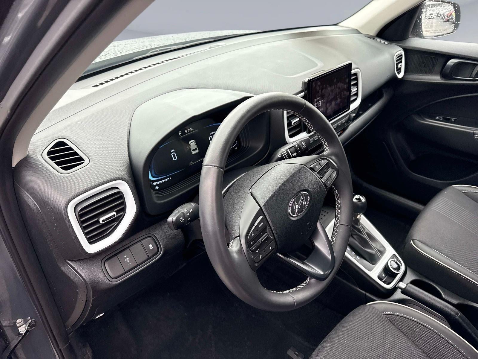 2025 Hyundai VENUE Limited