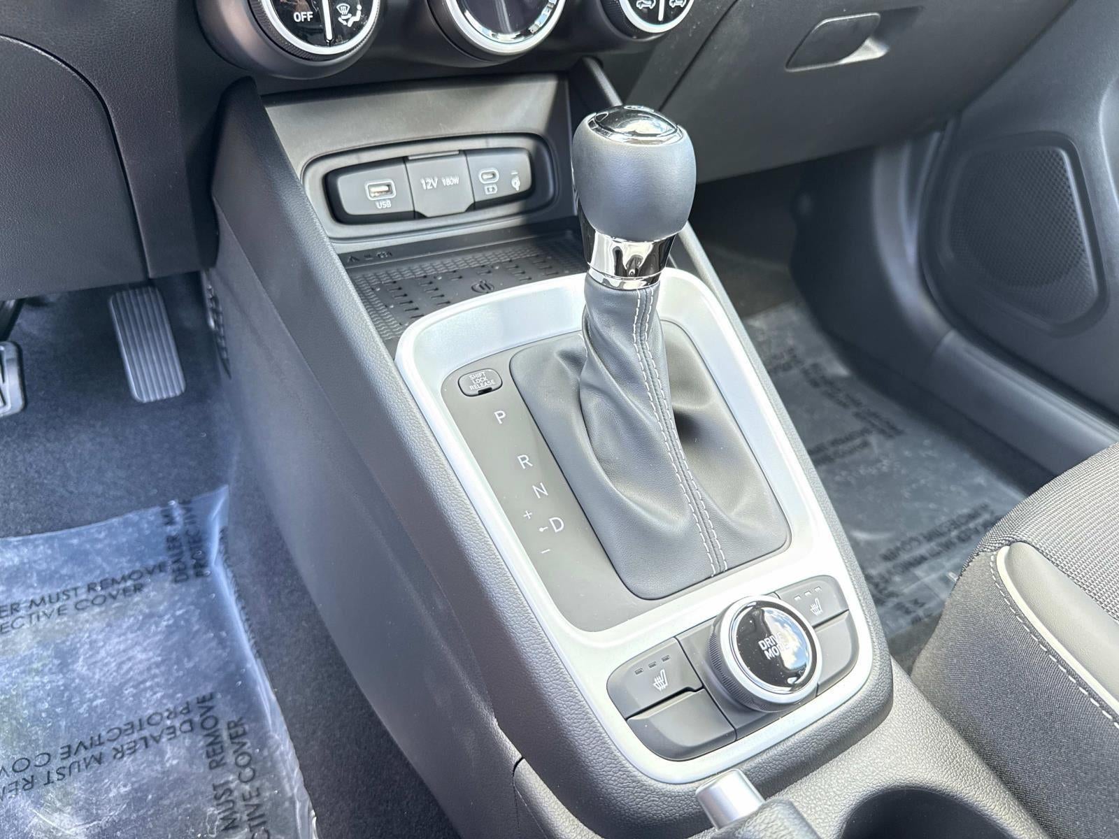 2025 Hyundai VENUE Limited