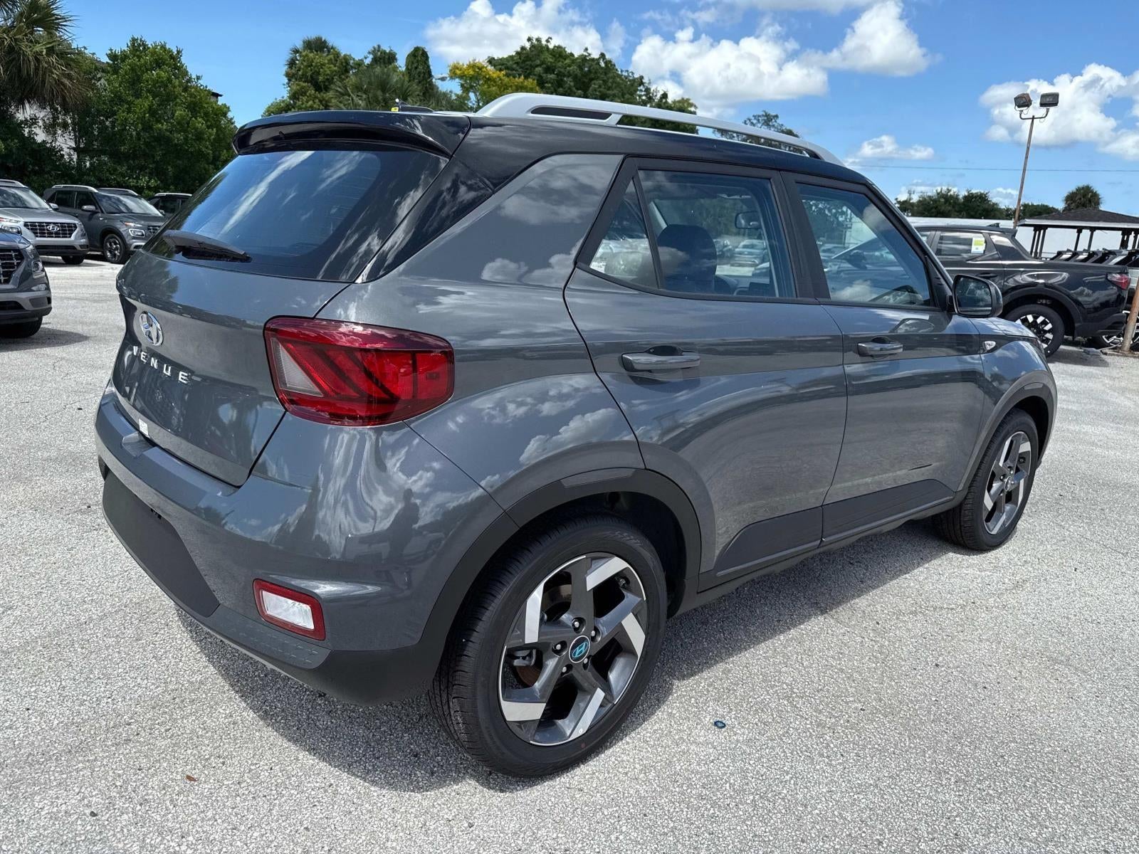 2025 Hyundai VENUE Limited