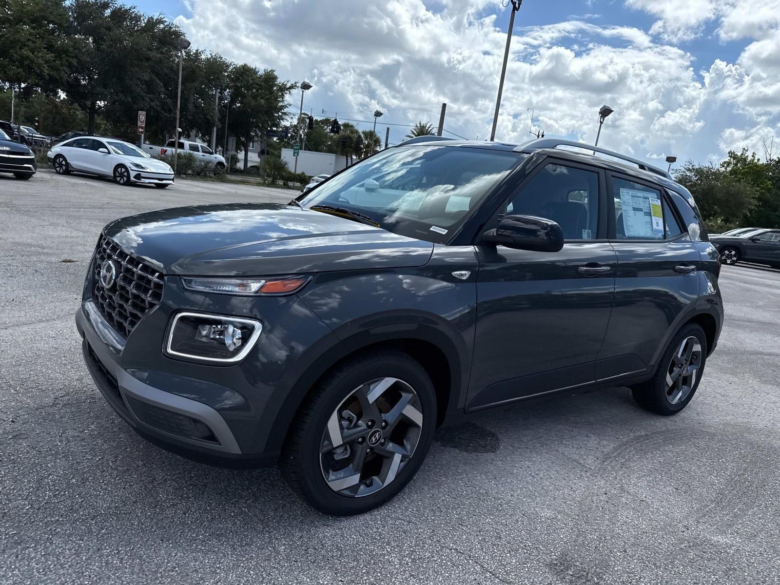 2025 Hyundai VENUE Limited