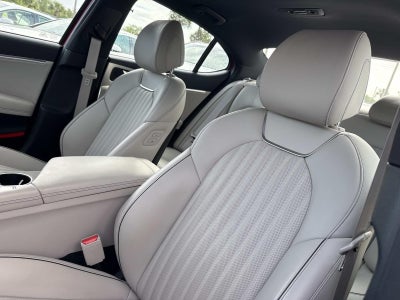 2022 Genesis G70 2.0T