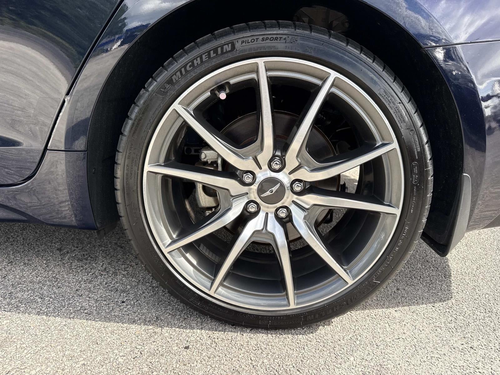 2023 Genesis G70 2.0T