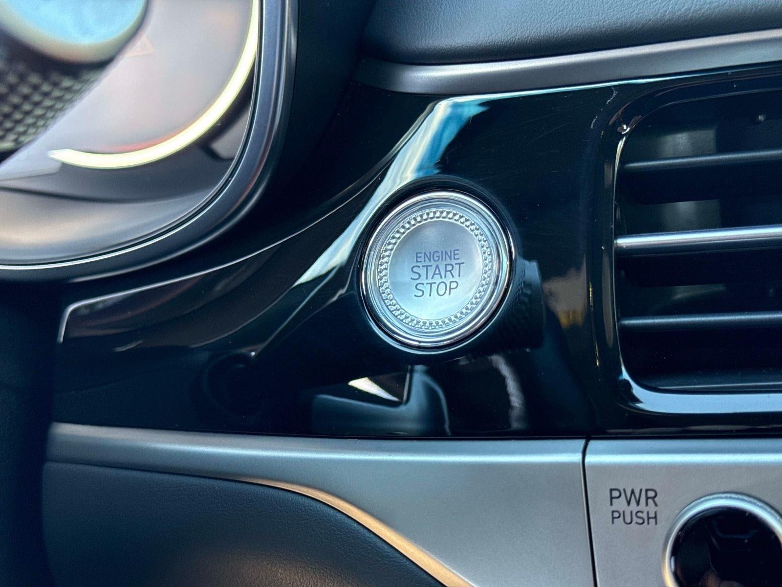 2025 Genesis G70 3.3T Sport Prestige