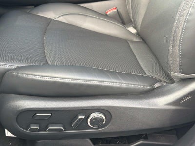 2025 Genesis GV60 Standard