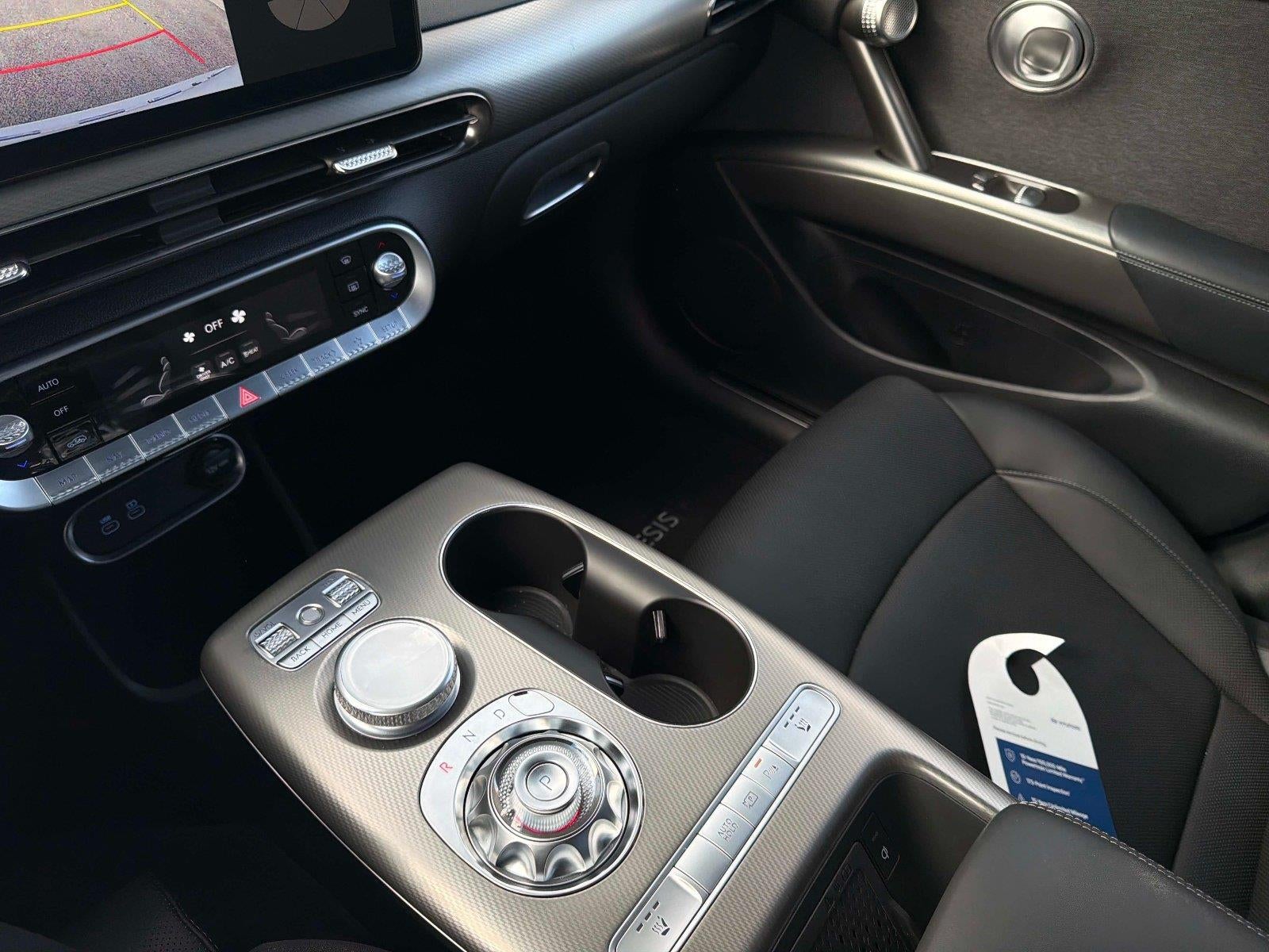 2025 Genesis GV60 Standard