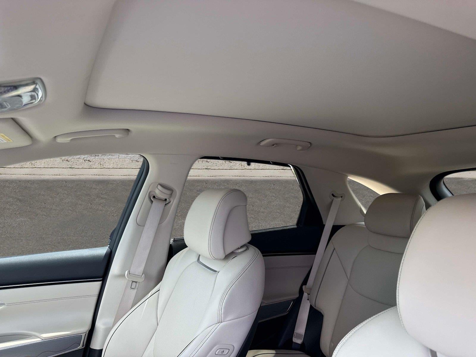 2023 Genesis Gv70 2.5T