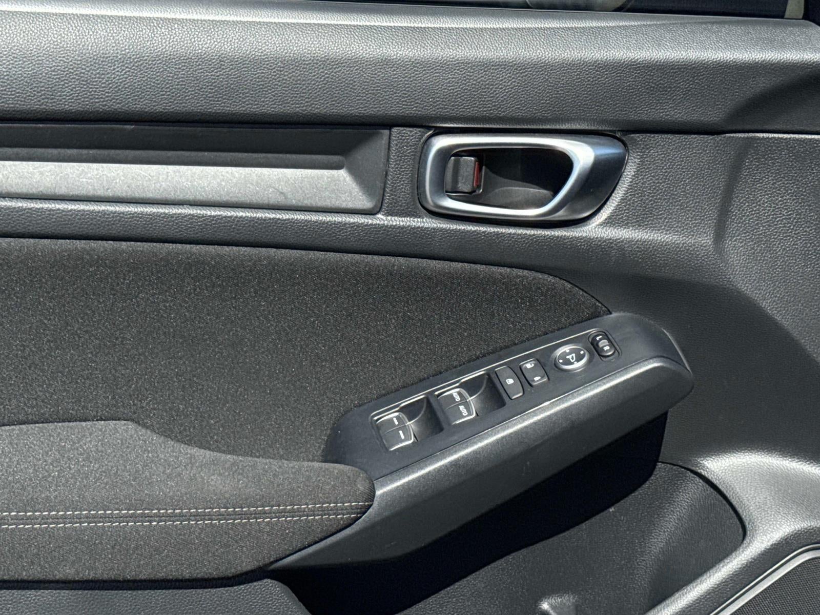 2023 Honda Civic Hatchback LX