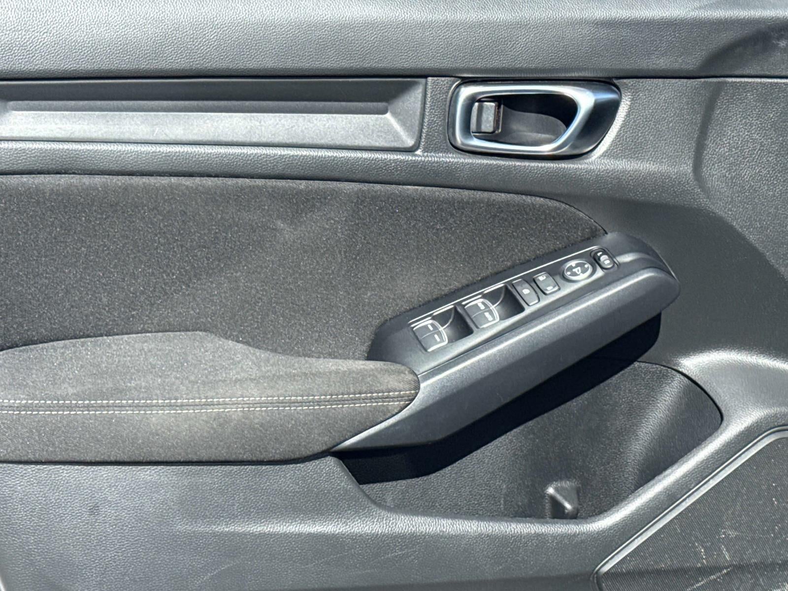 2024 Honda Civic Hatchback LX