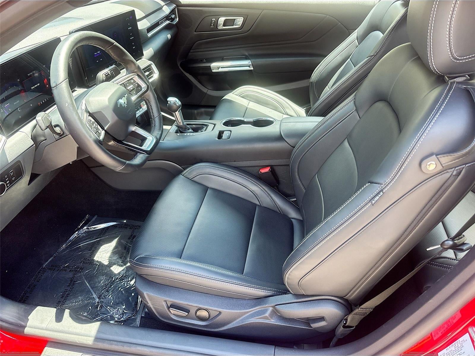 2026 Ford MUSTANG Base