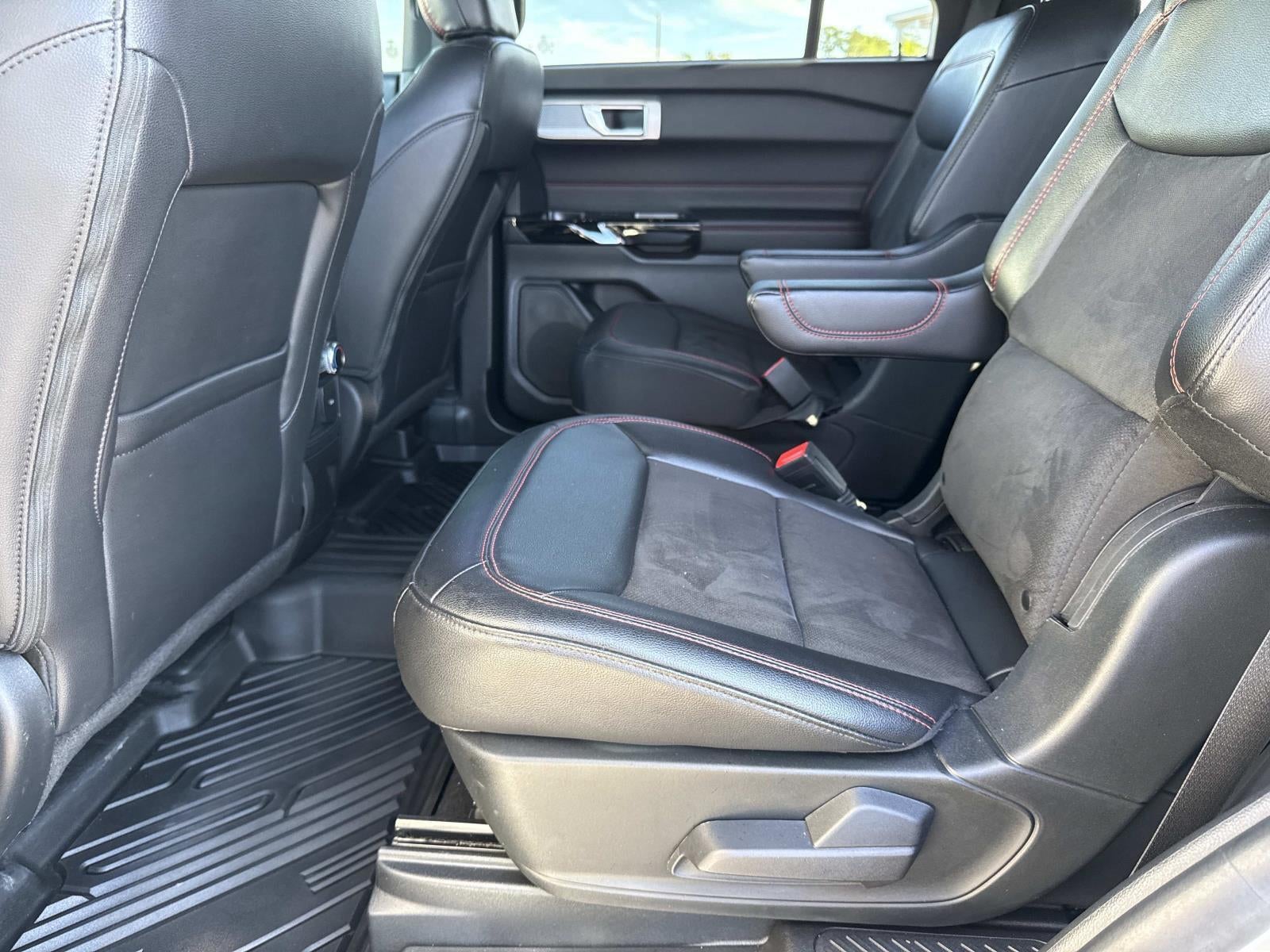 2024 Ford Explorer ST-Line