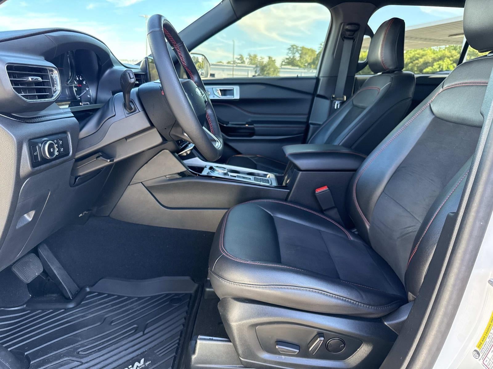 2024 Ford Explorer ST-Line
