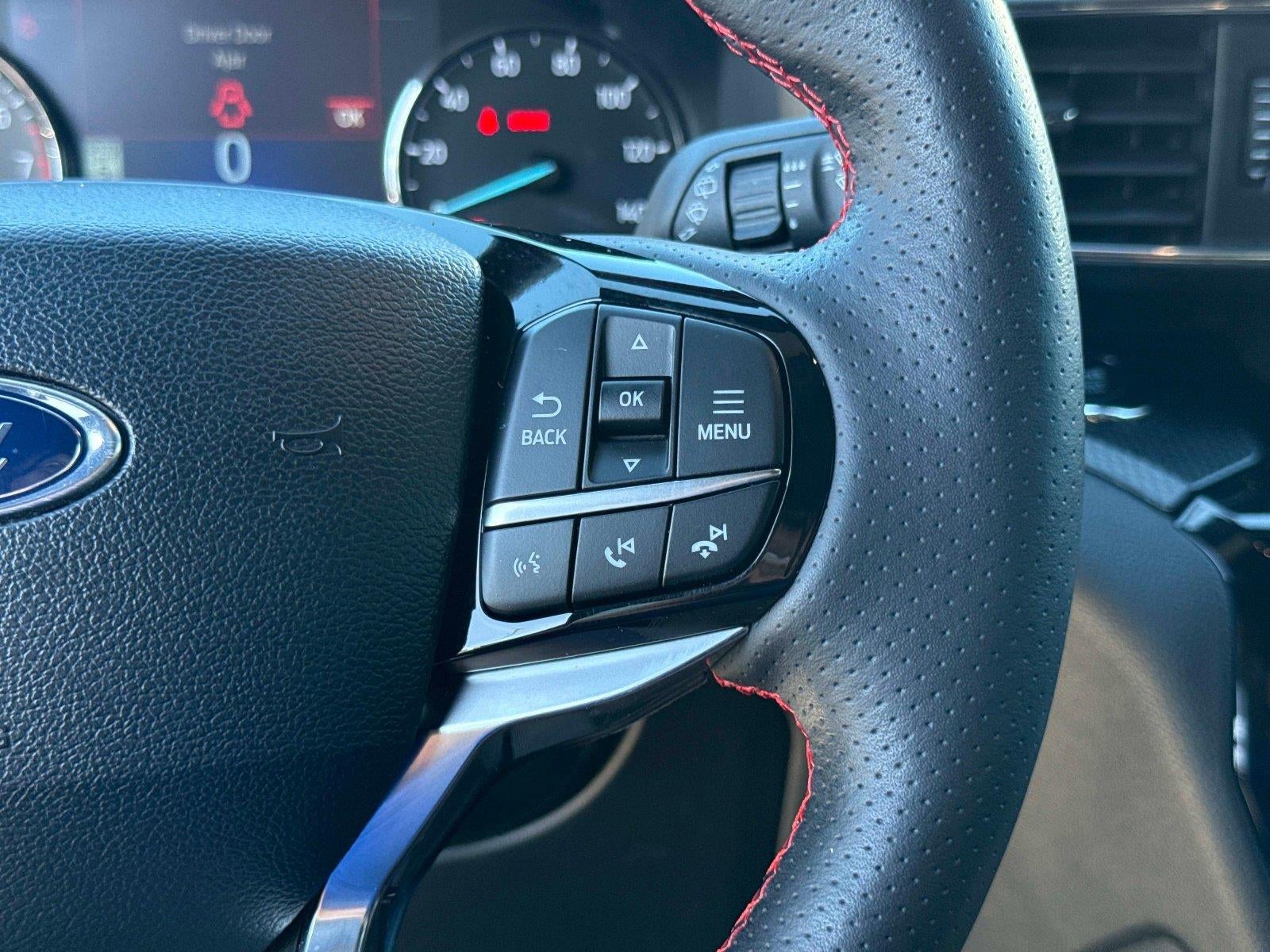 2024 Ford Explorer ST-Line