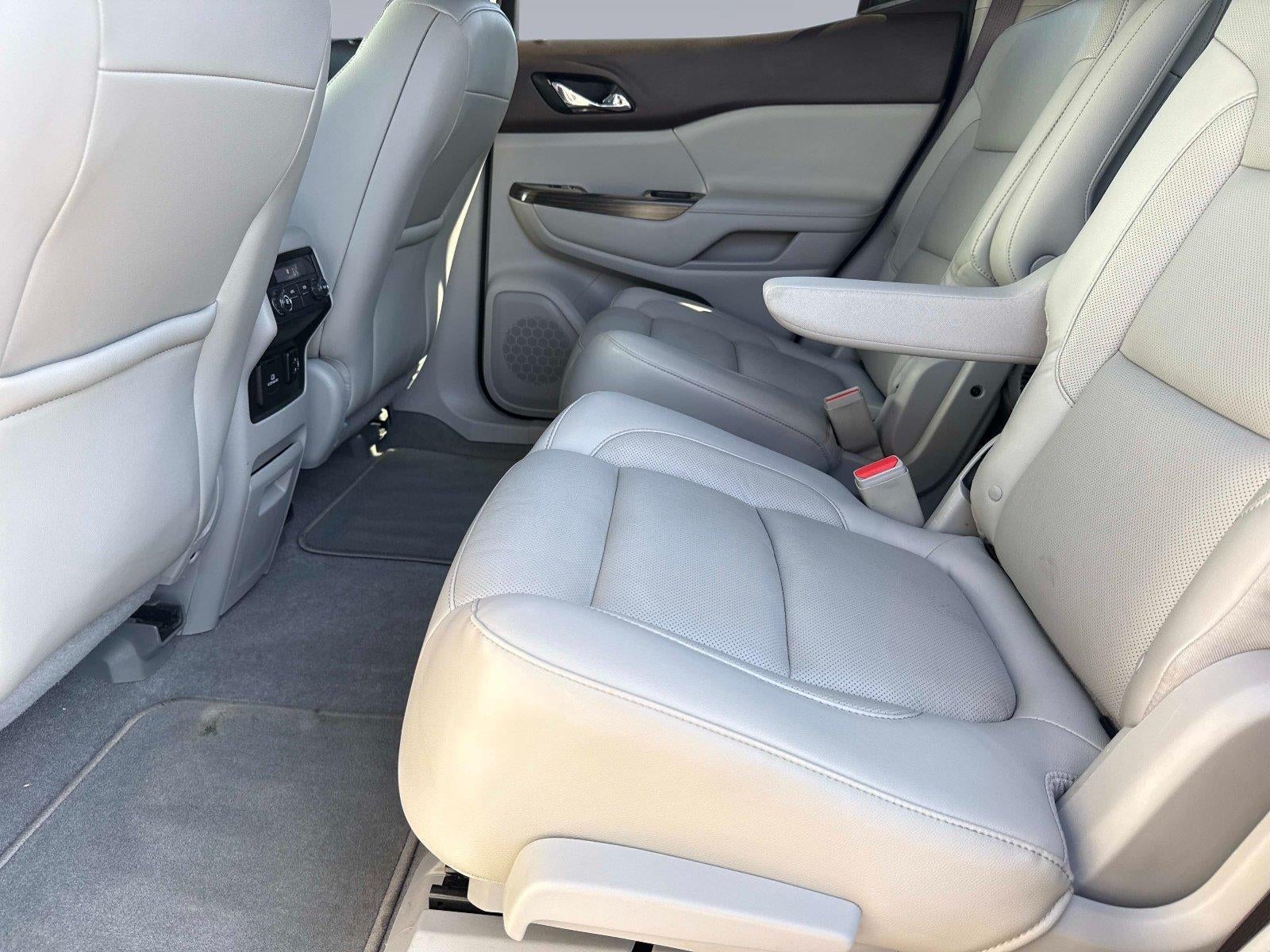 2017 GMC Acadia SLT