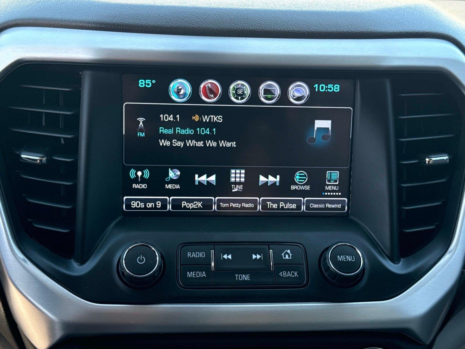 2017 GMC Acadia SLT