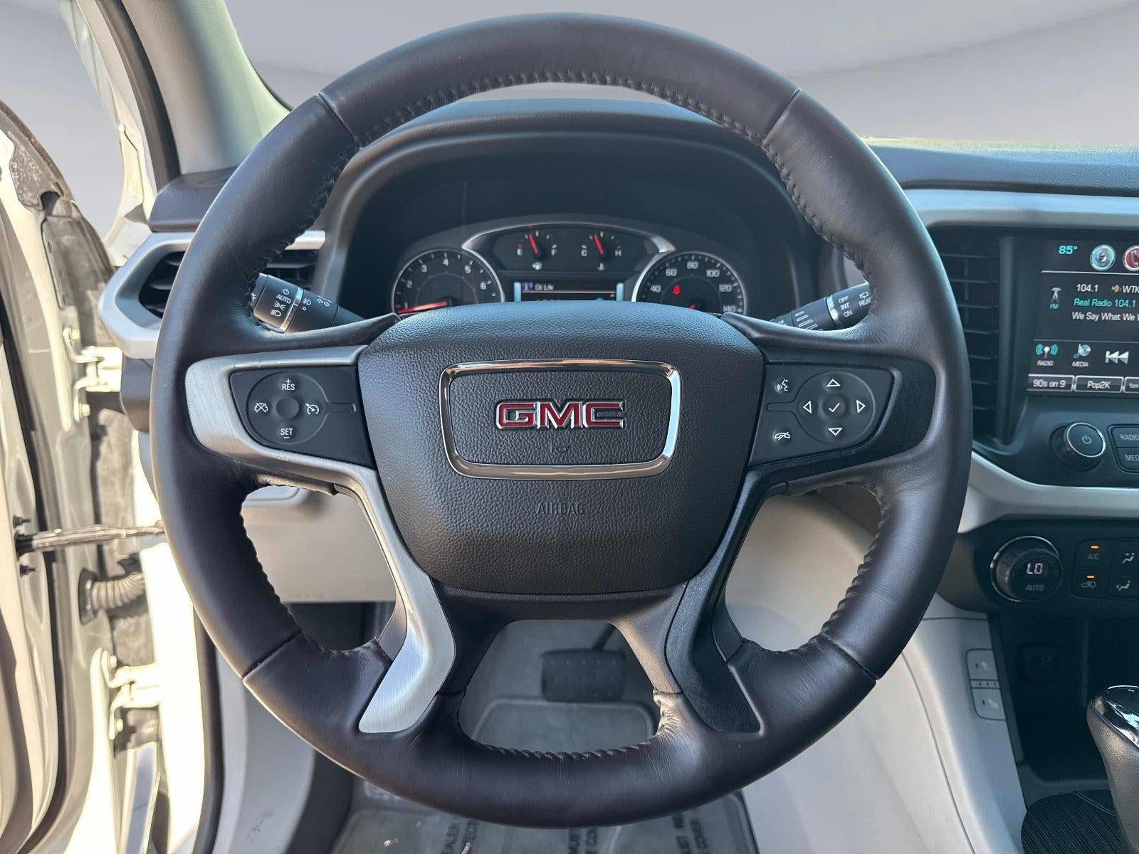 2017 GMC Acadia SLT